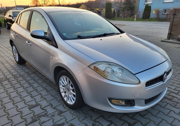 Fiat Bravo cena 8800 przebieg: 226000, rok produkcji 2007 z Dobczyce małe 106